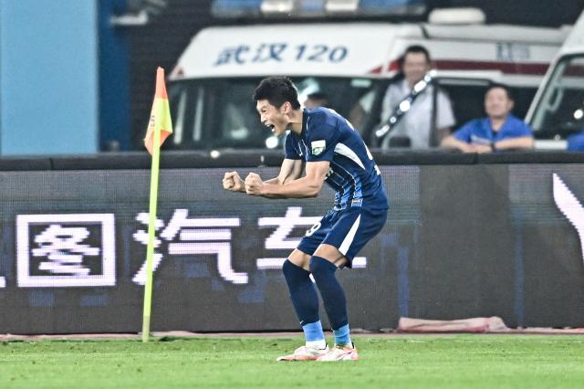 米乐app下载-【中超】图多列郑浩乾破门 三镇2比1逆转津门虎