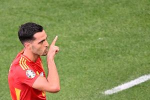 米乐游戏-德拉富恩特治下西班牙已进14粒头球，何塞卢&amp;梅里诺&amp;莫拉塔各3球